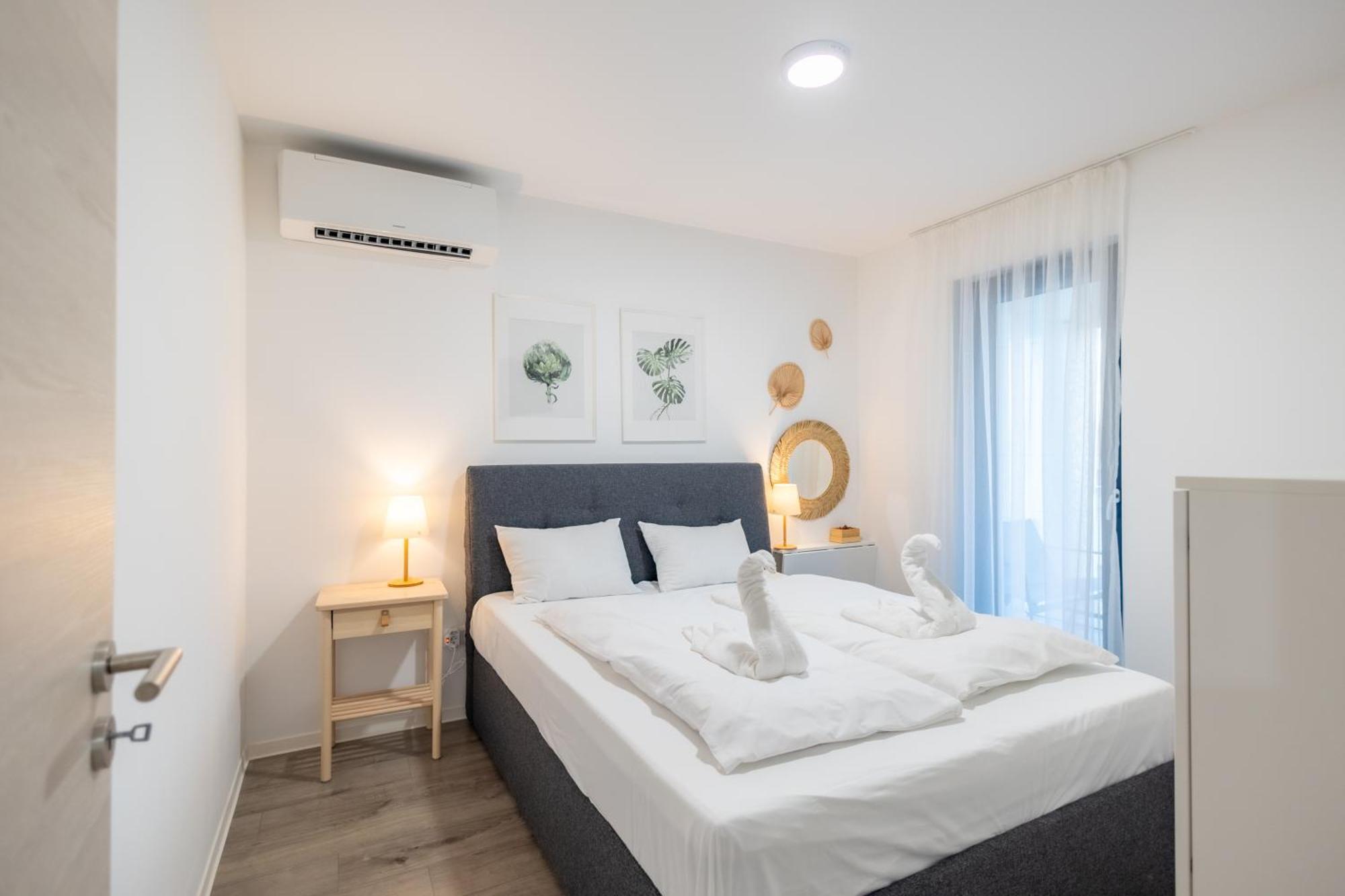 Casa Romana Apartmanok Siofok By Bltn Buitenkant foto
