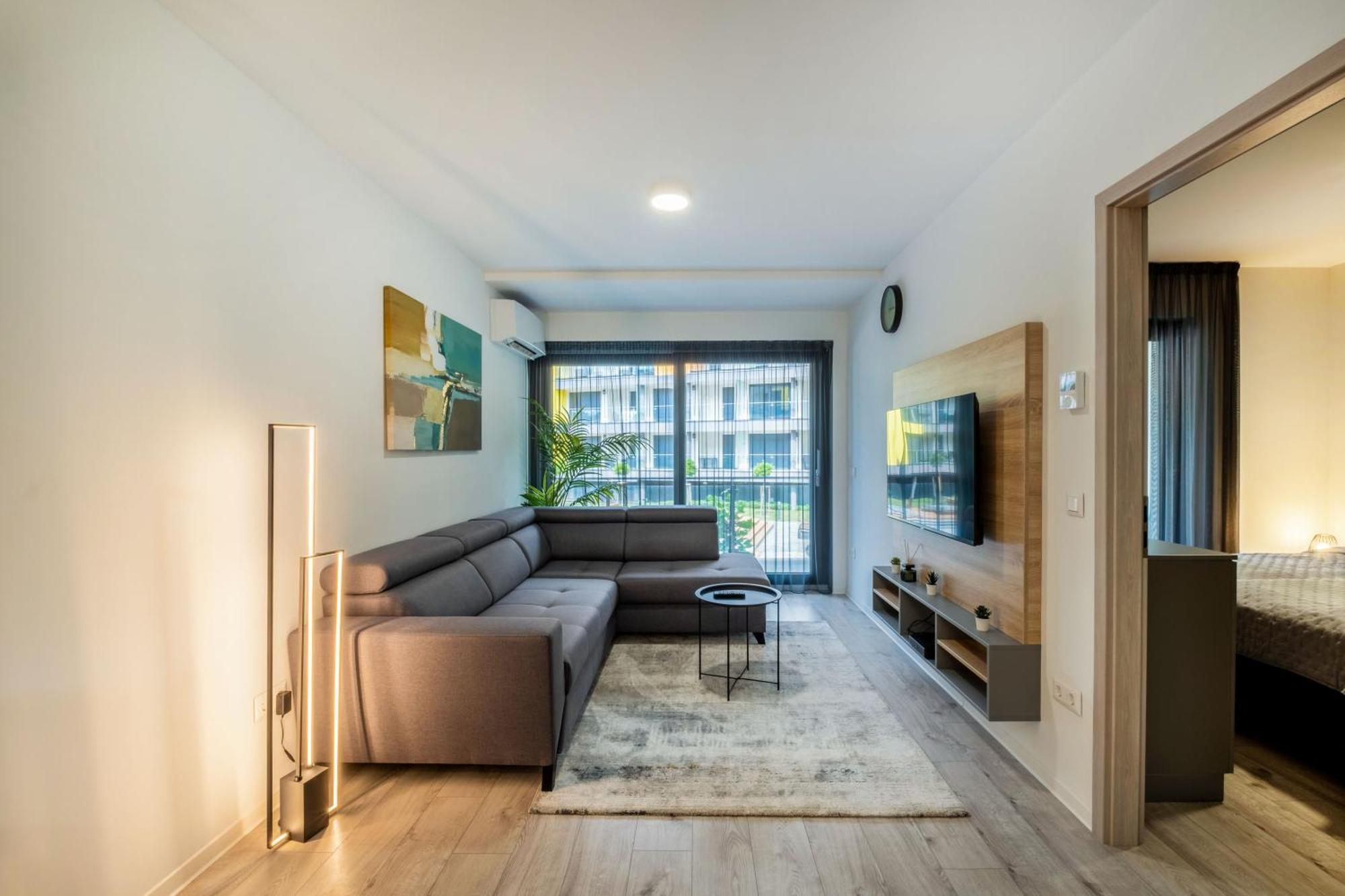 Casa Romana Apartmanok Siofok By Bltn Buitenkant foto
